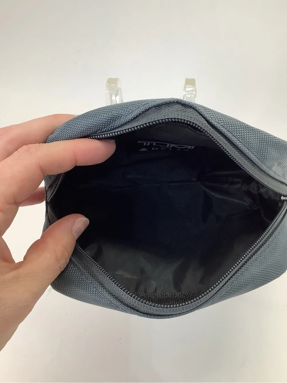 TUMI‎ For Delta Toiletry Cosmetic Gray Travel Pouch